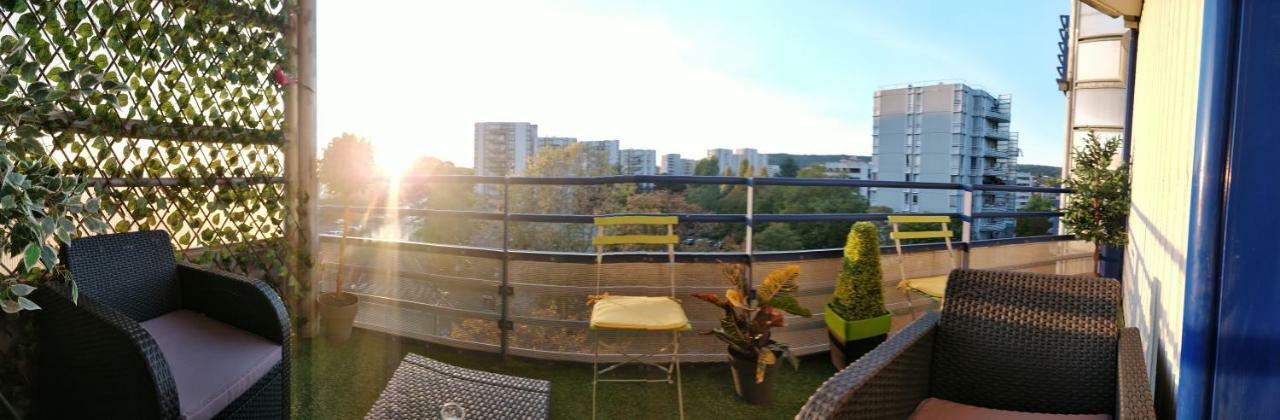 Les Cles Du Bonheur: Spacious Terrace Retreat Near RER B and Orly Massy  Exterior photo